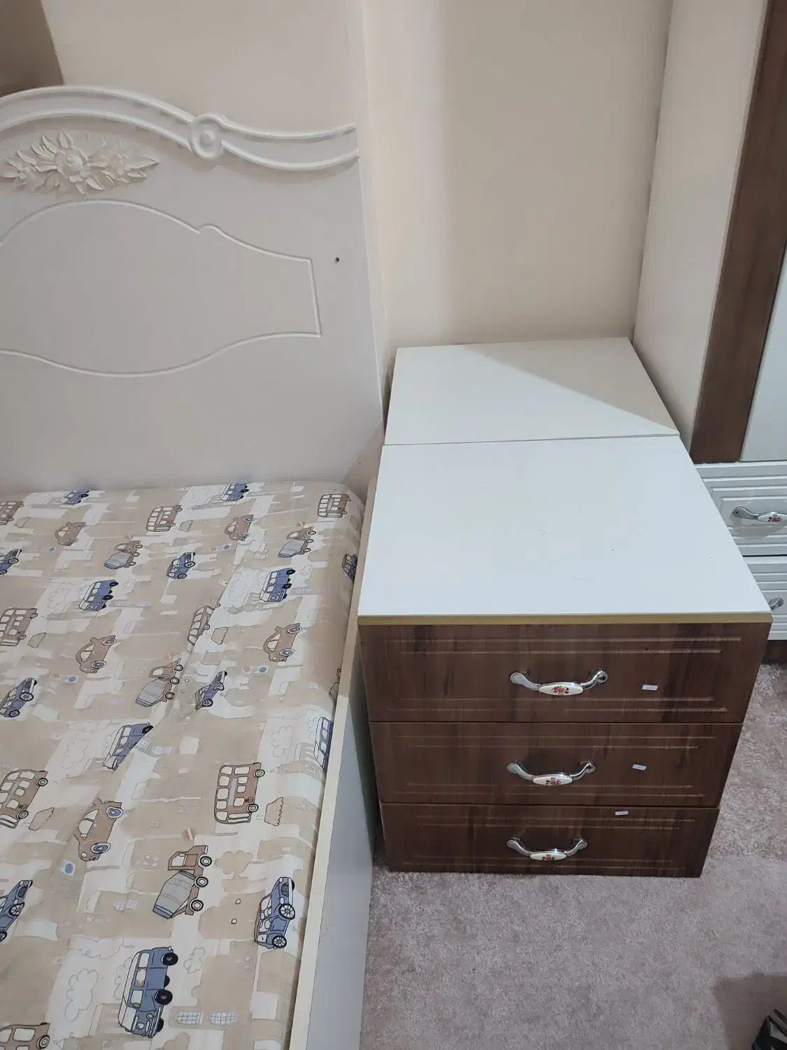 تخت وکمد ودرایور|تخت و سرویس خواب|آمل, |دیوار