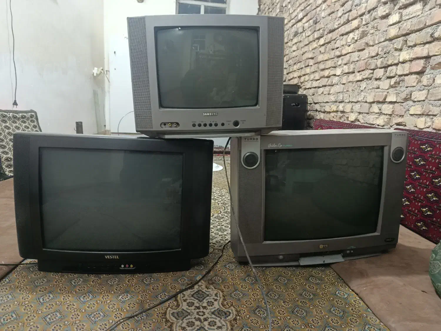 سه عدد تلویزیون سالم|تلویزیون و پروژکتور|رفسنجان, |دیوار