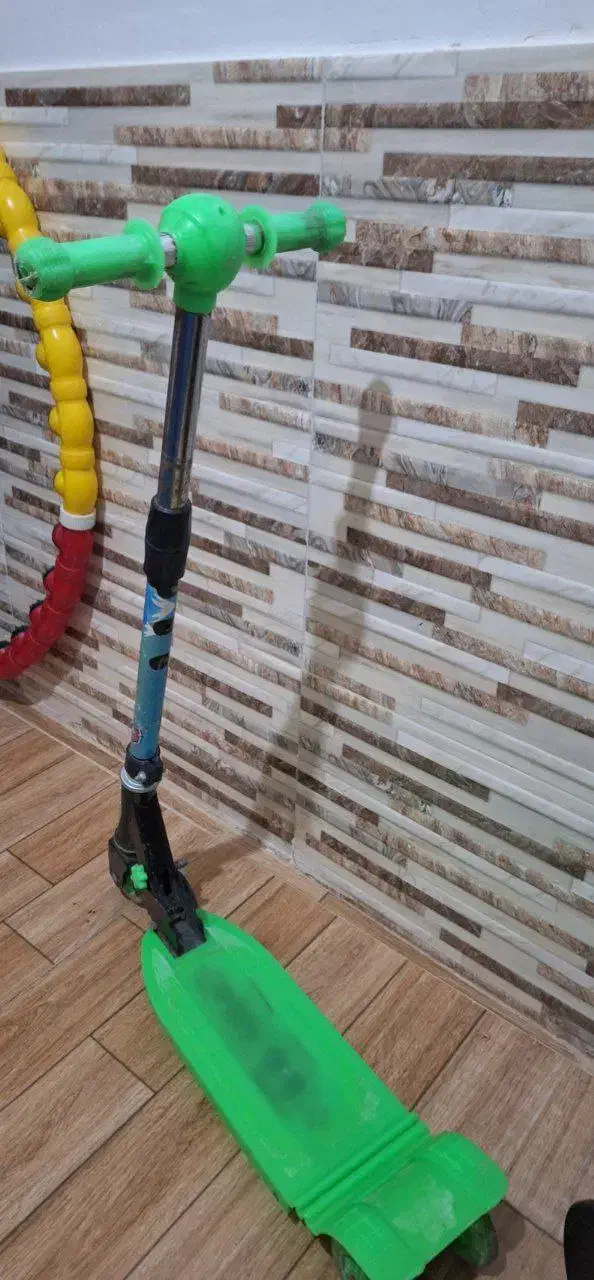 اسکوتر|دوچرخه، اسکیت، اسکوتر|گنبد کاووس, |دیوار