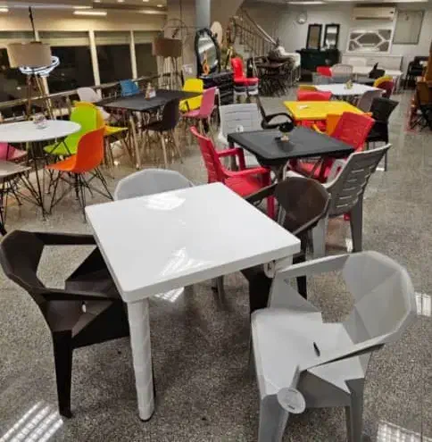 صندلی پلاستیکی عزیز ۵۶۷۸|میز و صندلی غذاخوری|تهران, آبشار تهران (دریاچه)|دیوار