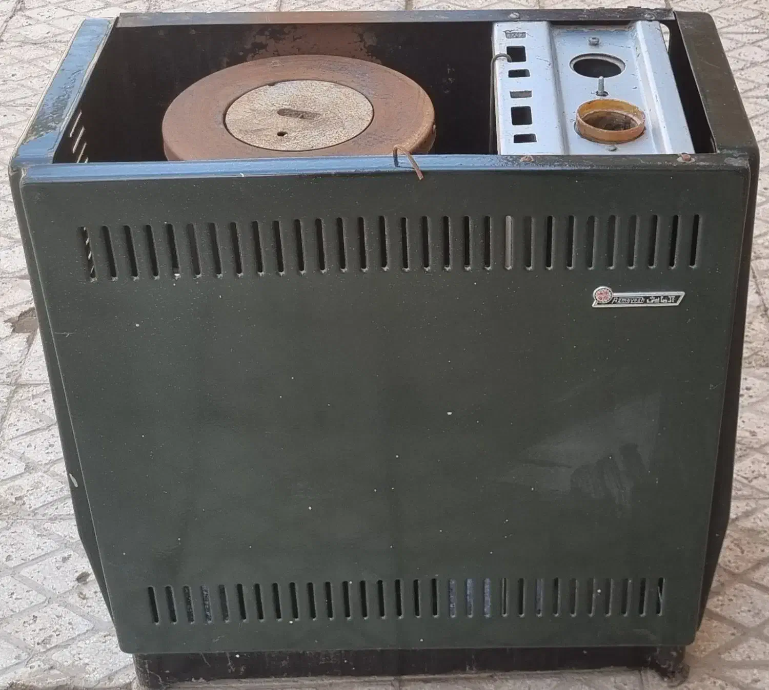 بخاری نفتی باکیفیت قدیمی|بخاری، هیتر، شومینه|پاکدشت, خاتون آباد|دیوار