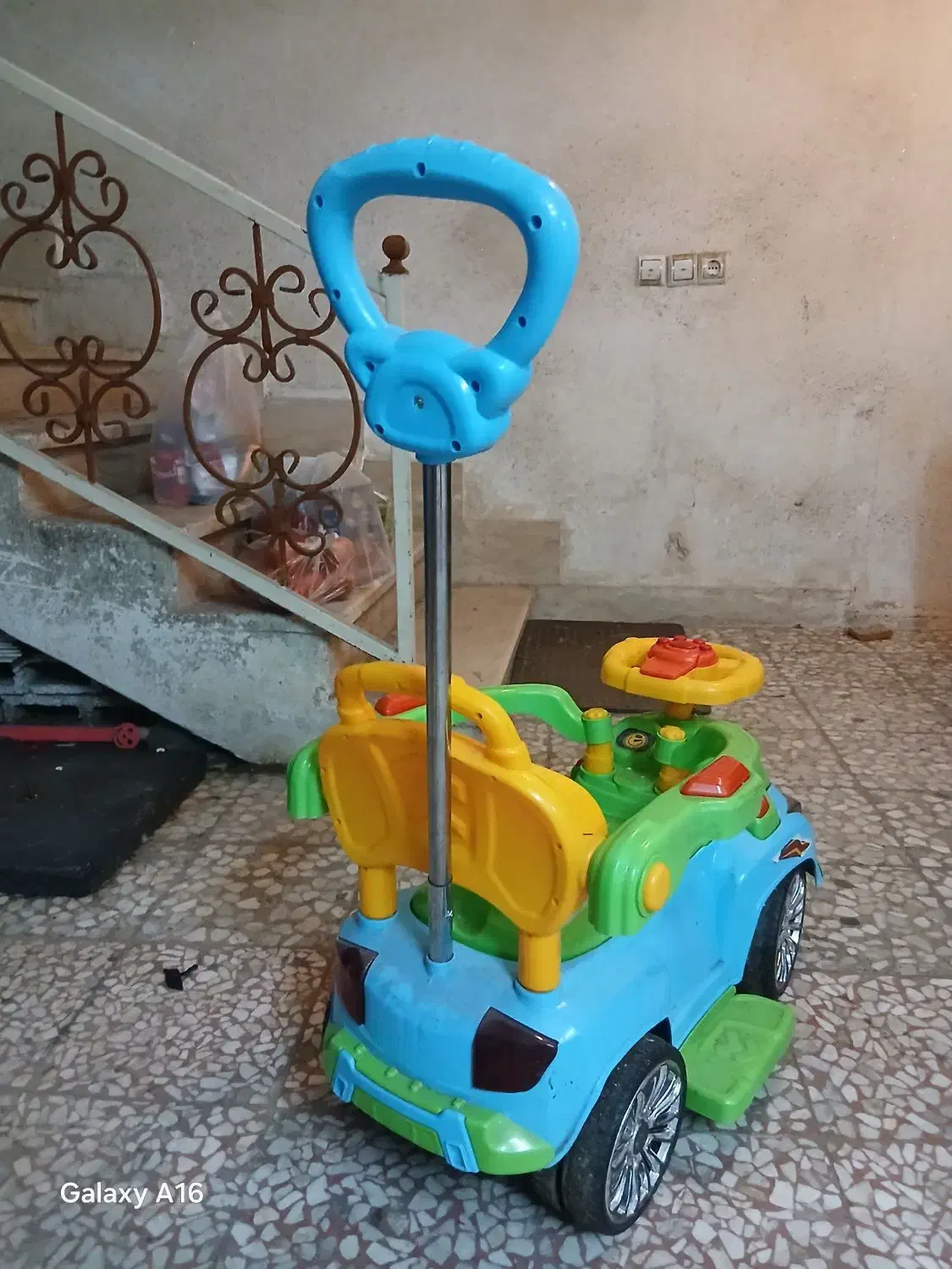 ماشین اسباب بازی ۴ چرخ|اسباب‌‌بازی|رشت, چمارسرا|دیوار