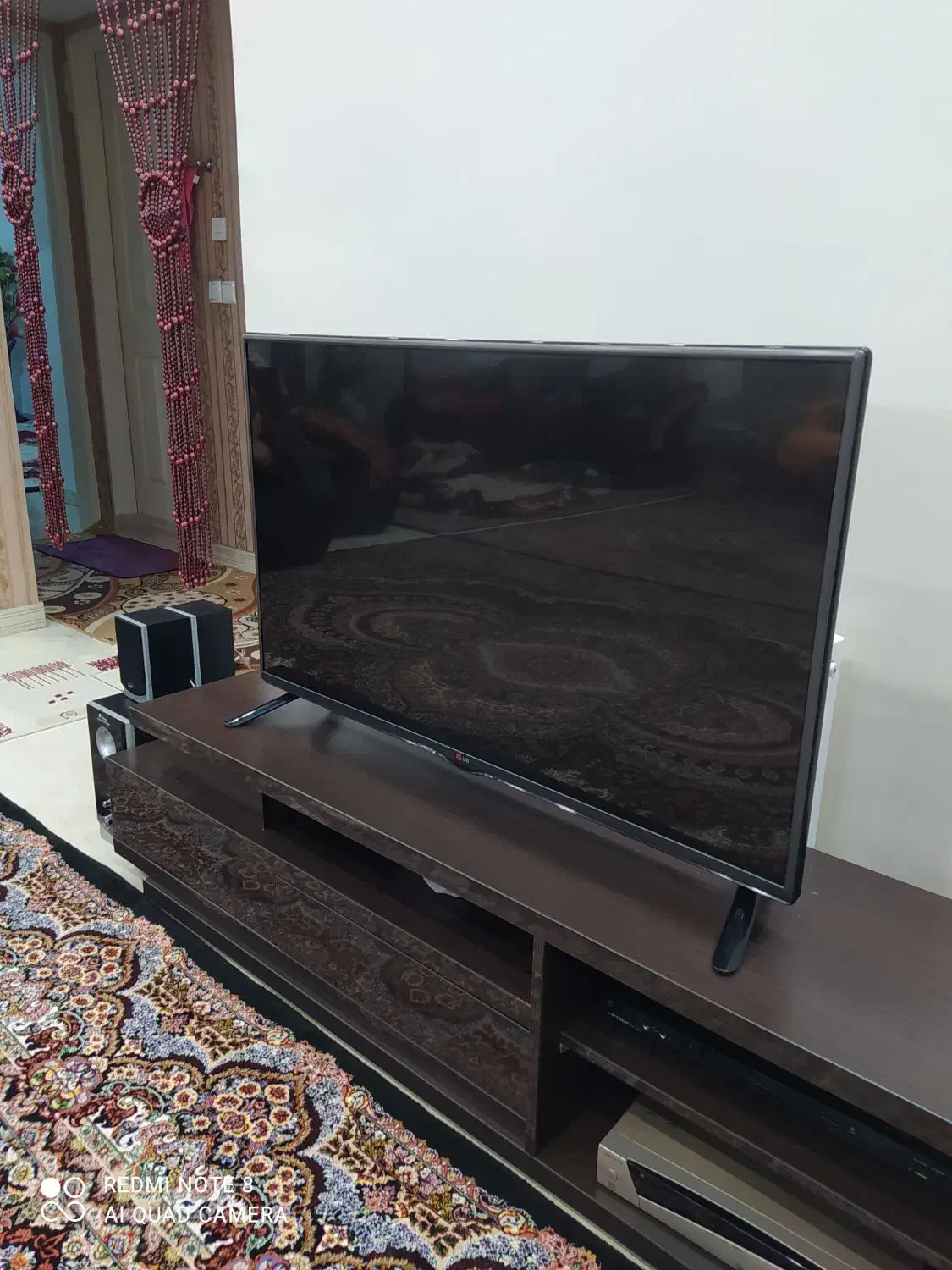 تلویزیون ال جی 42 اینچ|تلویزیون و پروژکتور|مشکین‌دشت, |دیوار