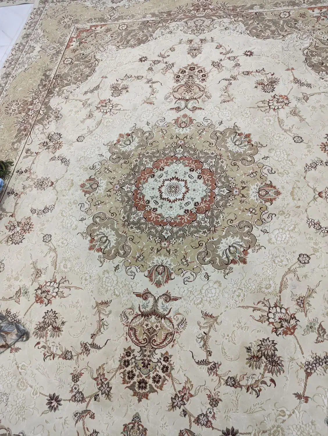 دو تخته فرش ۴×۳نگین مشهد|فرش|سبزوار, باهنر|دیوار