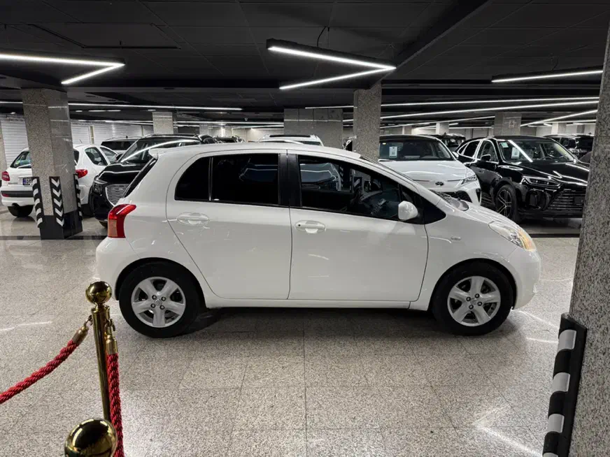 تویوتا یاریس ۲۰۰۸|خودرو سواری و وانت|تهران, ولنجک|دیوار