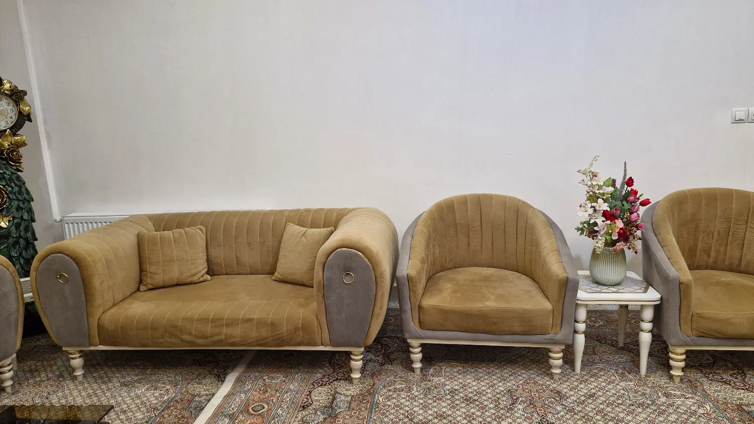 مبلمان|مبلمان خانگی و میز عسلی|سبزوار, عظیمیان|دیوار