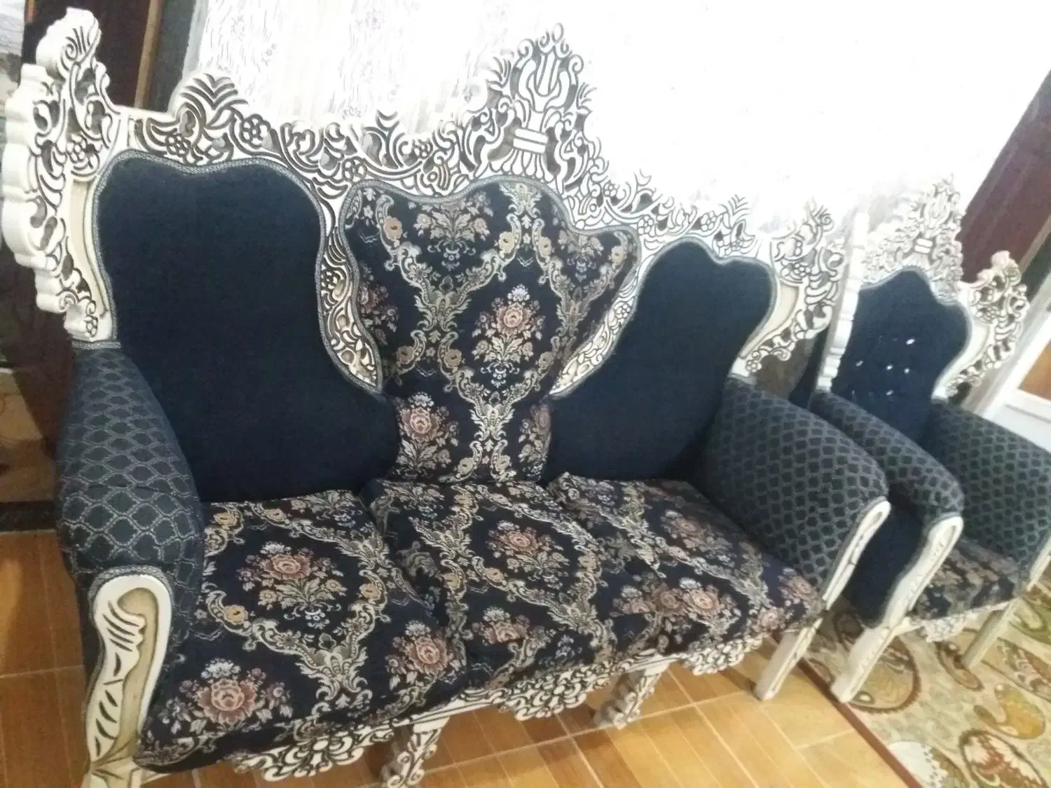 مبل سلطنتی سالم|مبلمان خانگی و میز عسلی|رشت, حومه رشت|دیوار