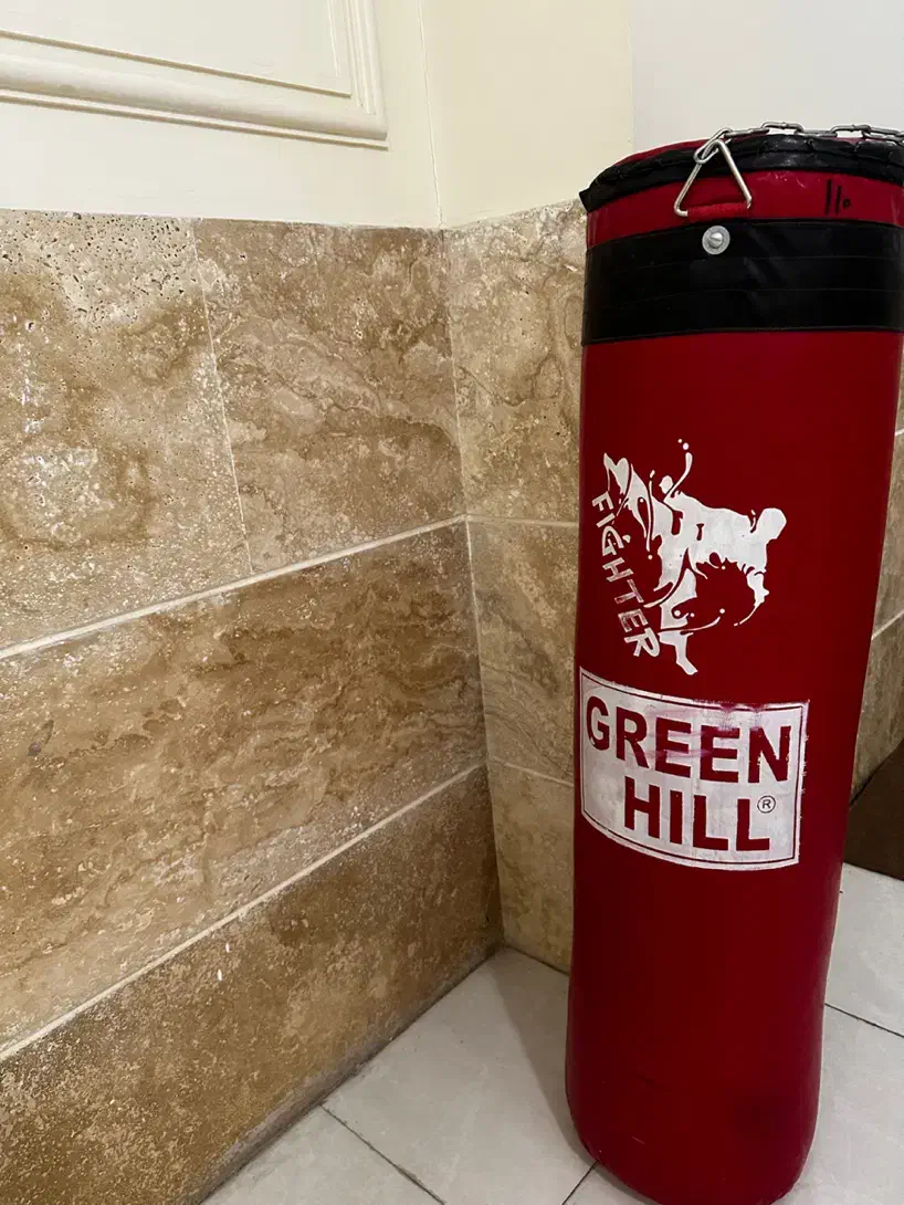 کیسه بوکس به همراه لوازم|تجهیزات ورزشی|تهران, یوسفآباد|دیوار