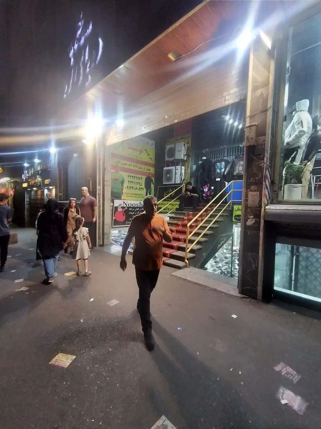 اجاره مغازه|اجارهٔ مغازه و غرفه|تهران, صادقیه|دیوار