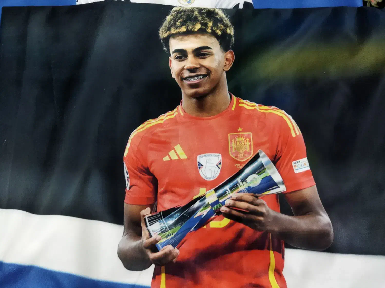 برگ سرینا|رختخواب، بالش، پتو|مریوان, |دیوار