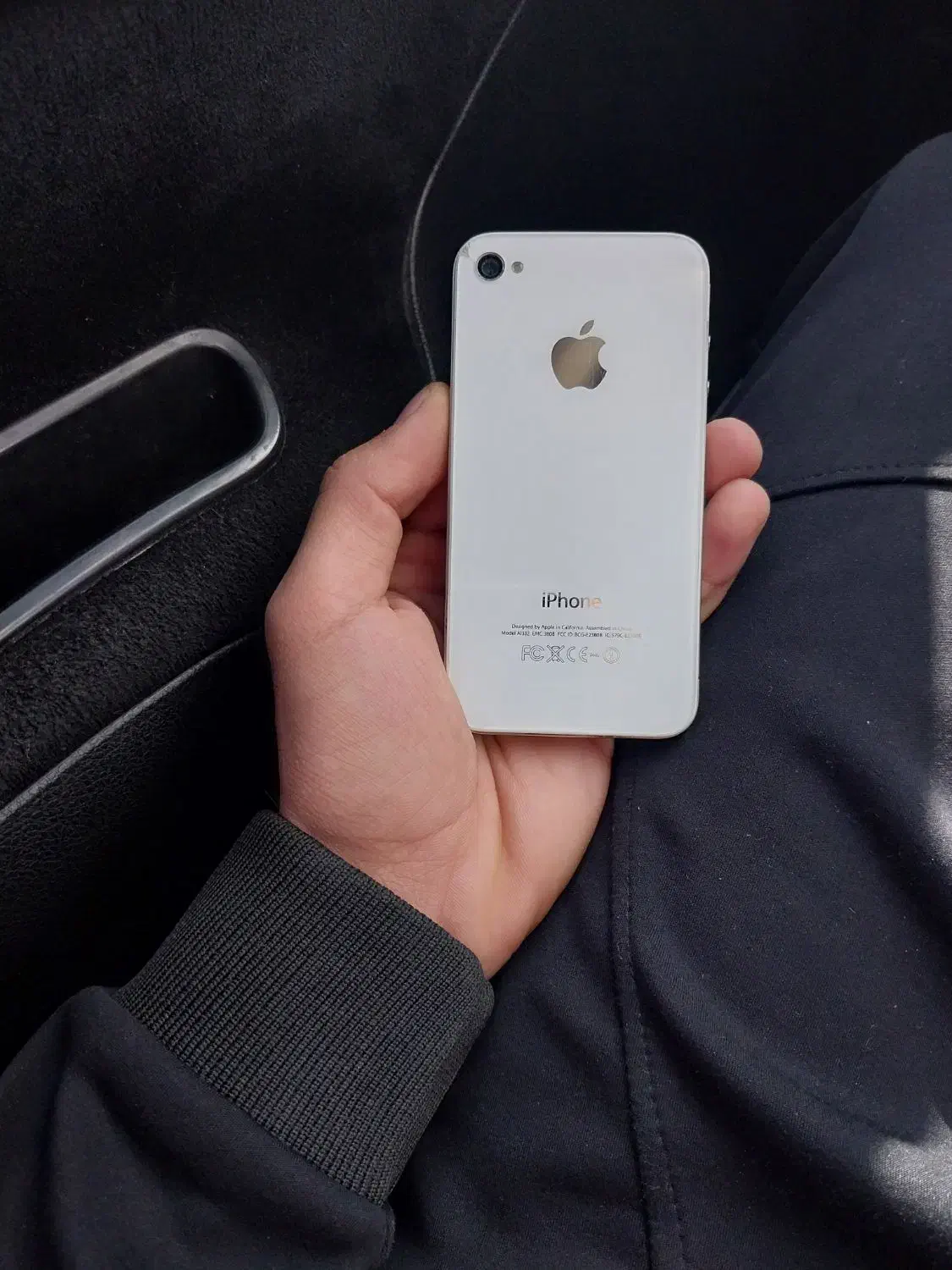 گوشی آیفون ۴ کلکسیونی|موبایل|شیراز, هفت تنان|دیوار