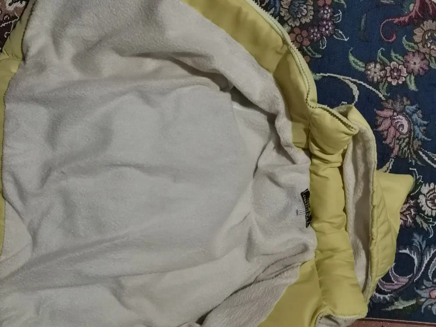 لباس بچه|کفش و لباس بچه|تایباد, |دیوار