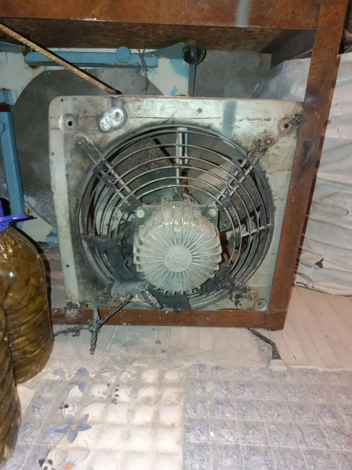 فن مکنده ،60×60با دور2800|پنکه و تصفیه‌کنندهٔ هوا|زنجان, |دیوار