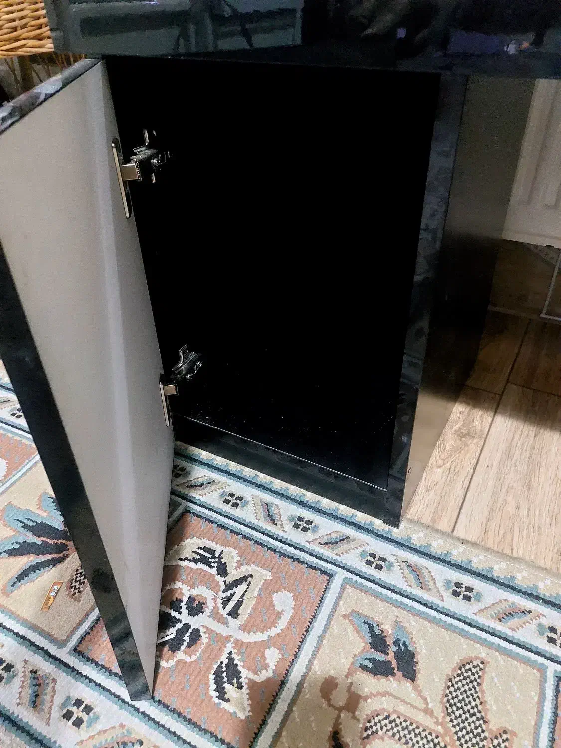 میز تلوزیون ساپورت  تا60اینج|میز تلویزیون|زنجان, |دیوار