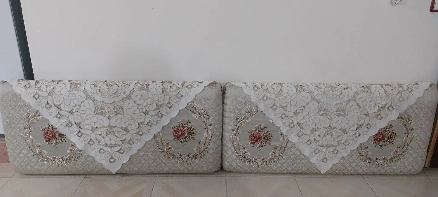 پشتی|پشتی|سنندج, |دیوار