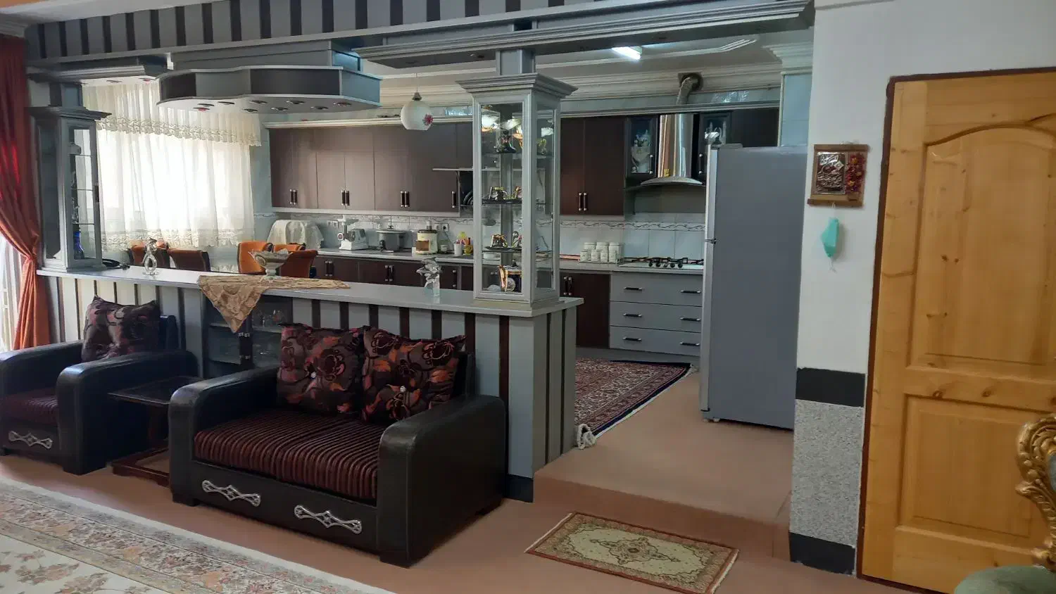 اجاره واحد ۱۳۰متری امیرکبیر۸|اجارهٔ آپارتمان|بیرجند, |دیوار