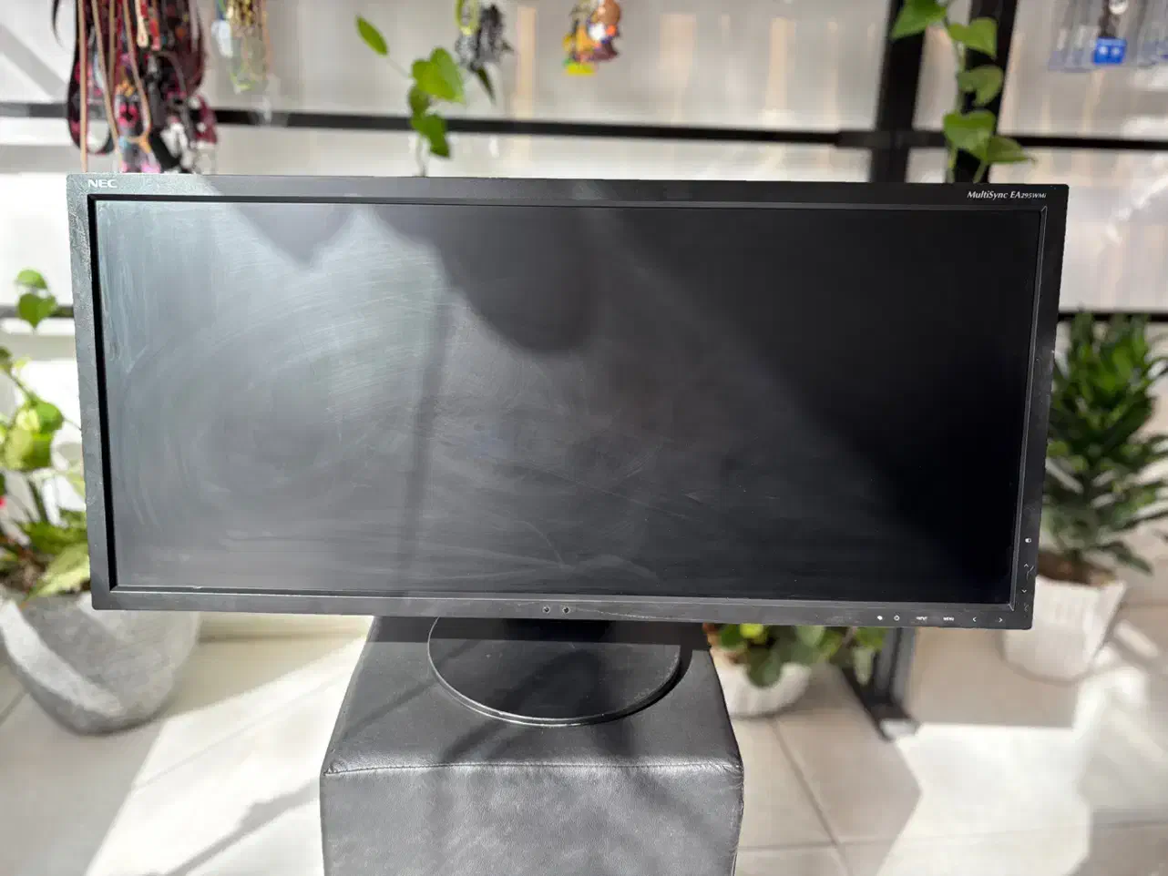 مانیتور ۲۹ اینچ برند nec full HD|قطعات و لوازم جانبی رایانه|مشهد, فرهنگ|دیوار