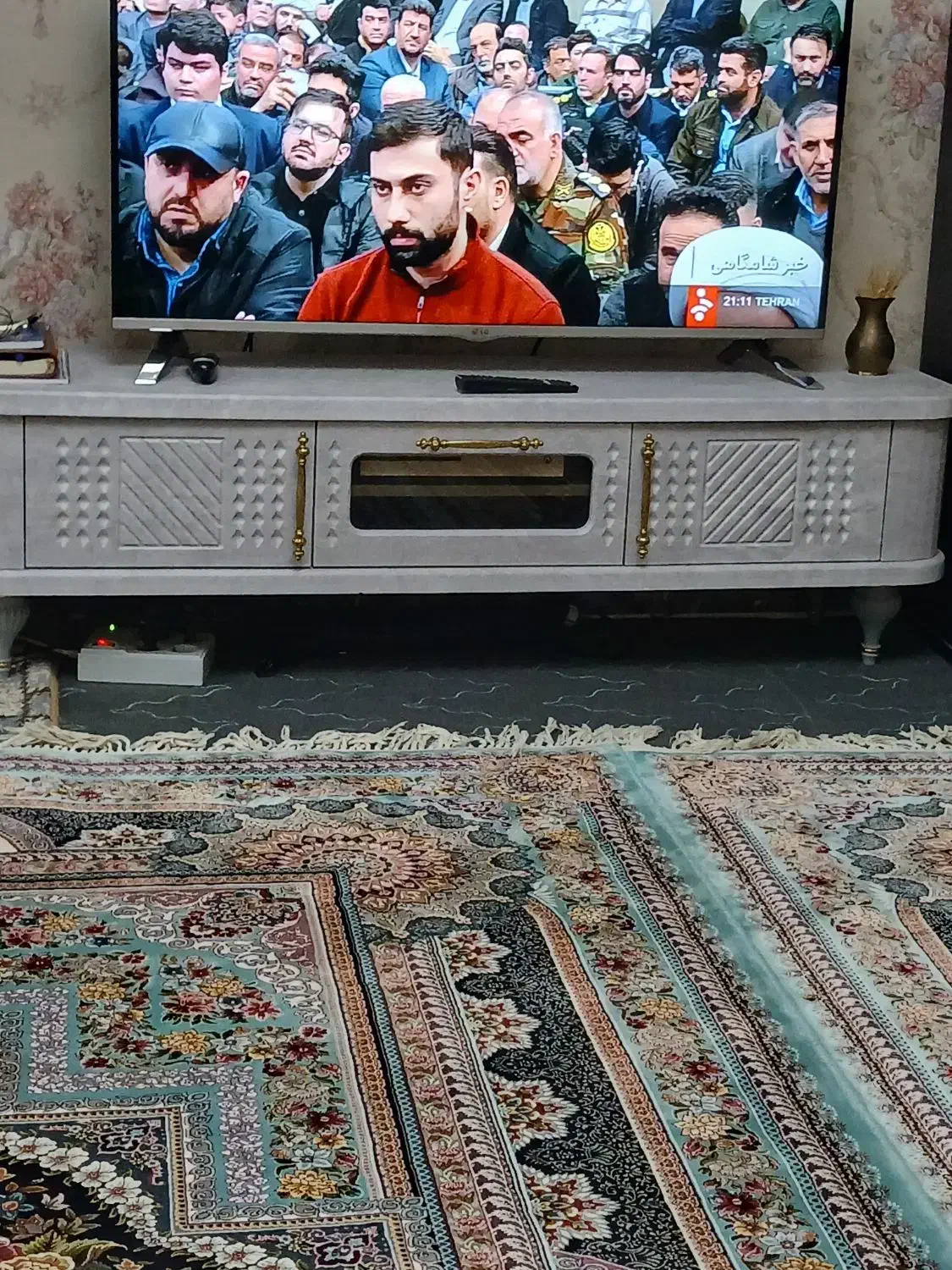 میز تلویزیون|میز تلویزیون|کرج, حصارک پایین|دیوار