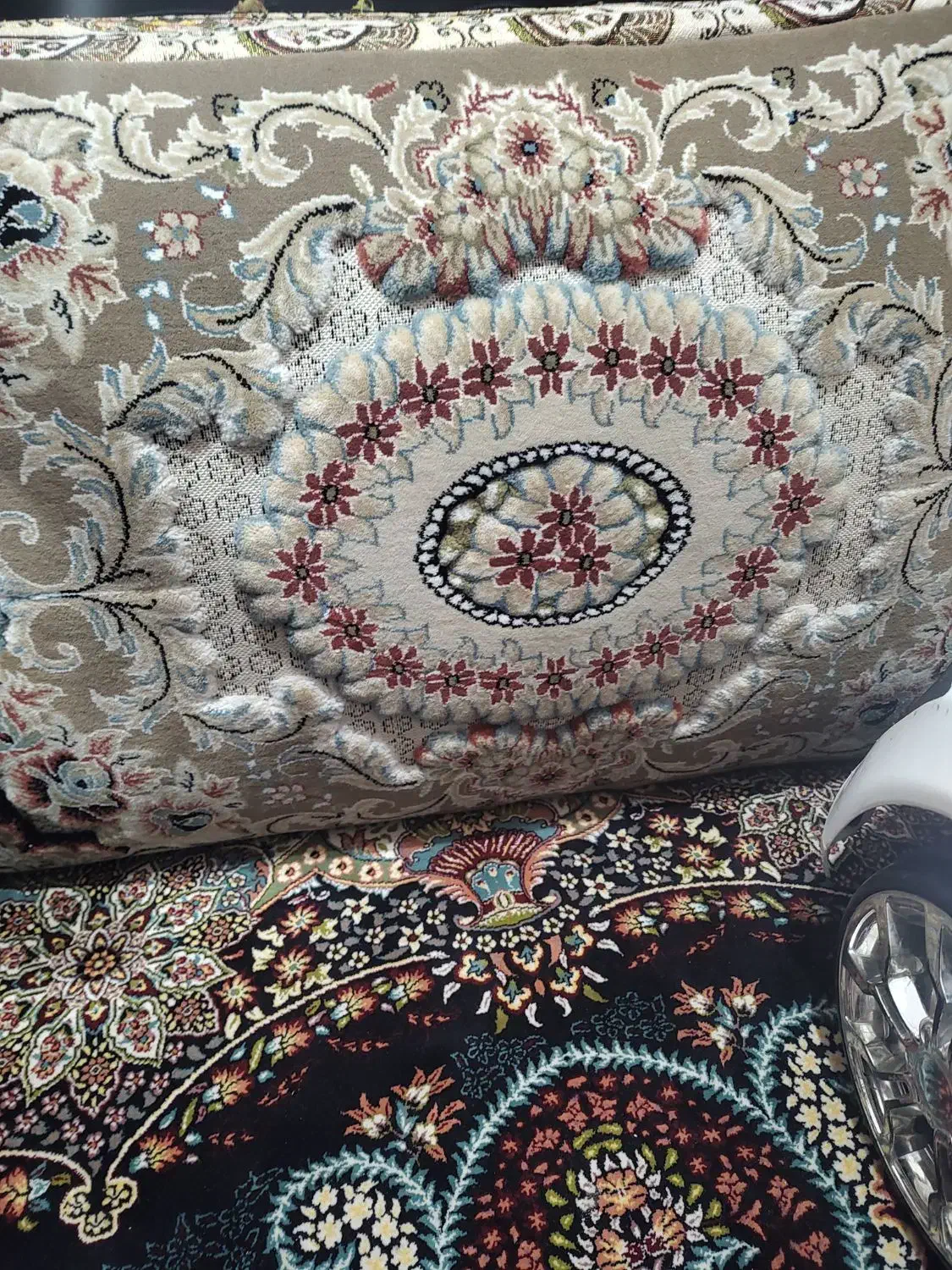 یه جفت پشتی|پشتی|اراک, |دیوار