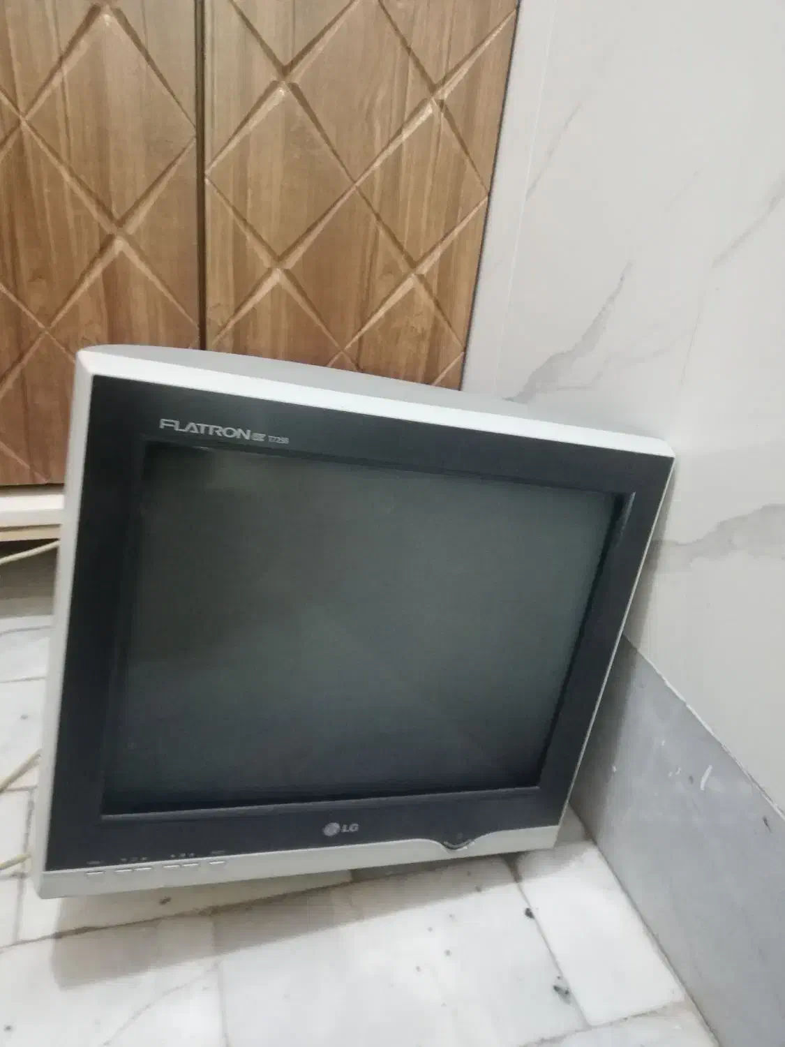 تلویزیون ویستل مانیتور ال جی معاوضه هم میشود|تلویزیون و پروژکتور|خوی, |دیوار