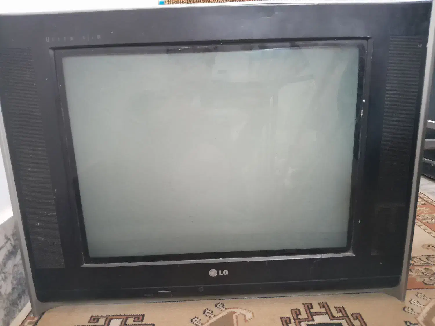 تلویزیون LG|تلویزیون و پروژکتور|مشهد, سپاد|دیوار