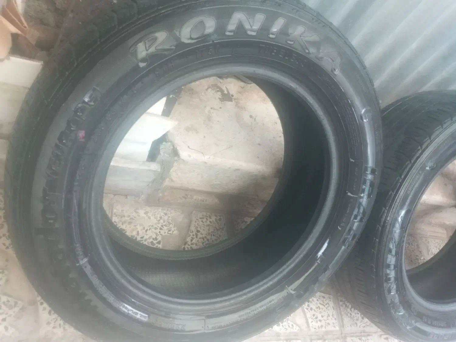 لاستیک‌۲۰۵|قطعات یدکی و لوازم جانبی|قره پشتلو, |دیوار