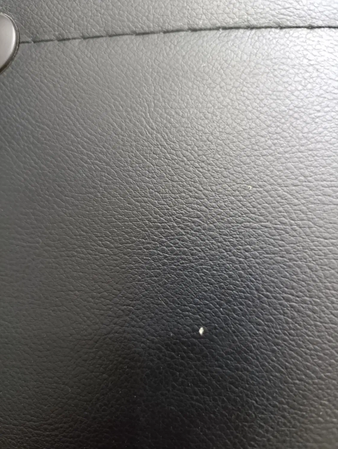 قمقمه آب پیدا شده|اشیا|بندر گناوه, |دیوار