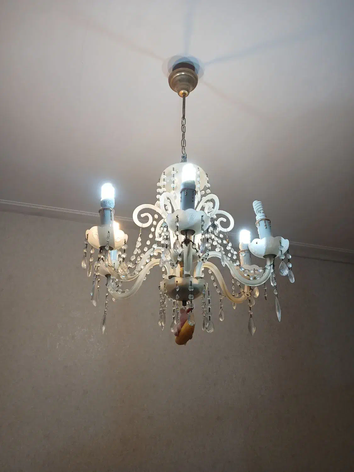 لوستر|لوستر و چراغ آویز|قم, باجک دو|دیوار