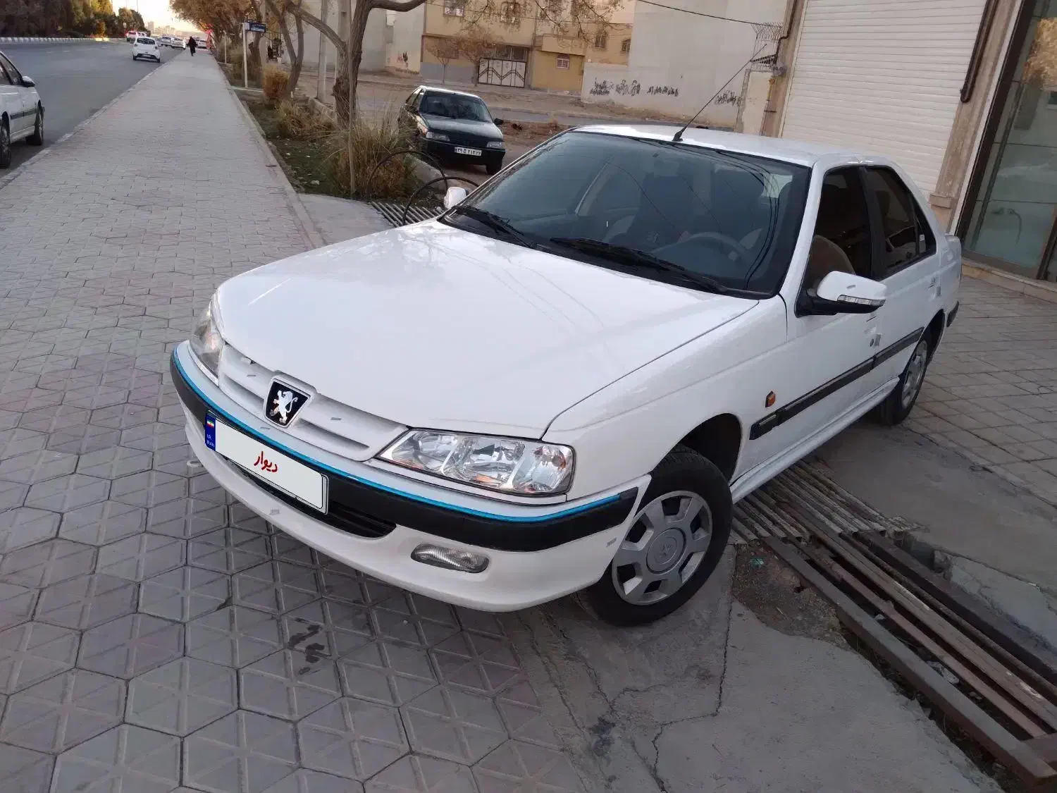 پارس سال ۱۴۰۰|خودرو سواری و وانت|شاهینشهر, خانه کارگر|دیوار