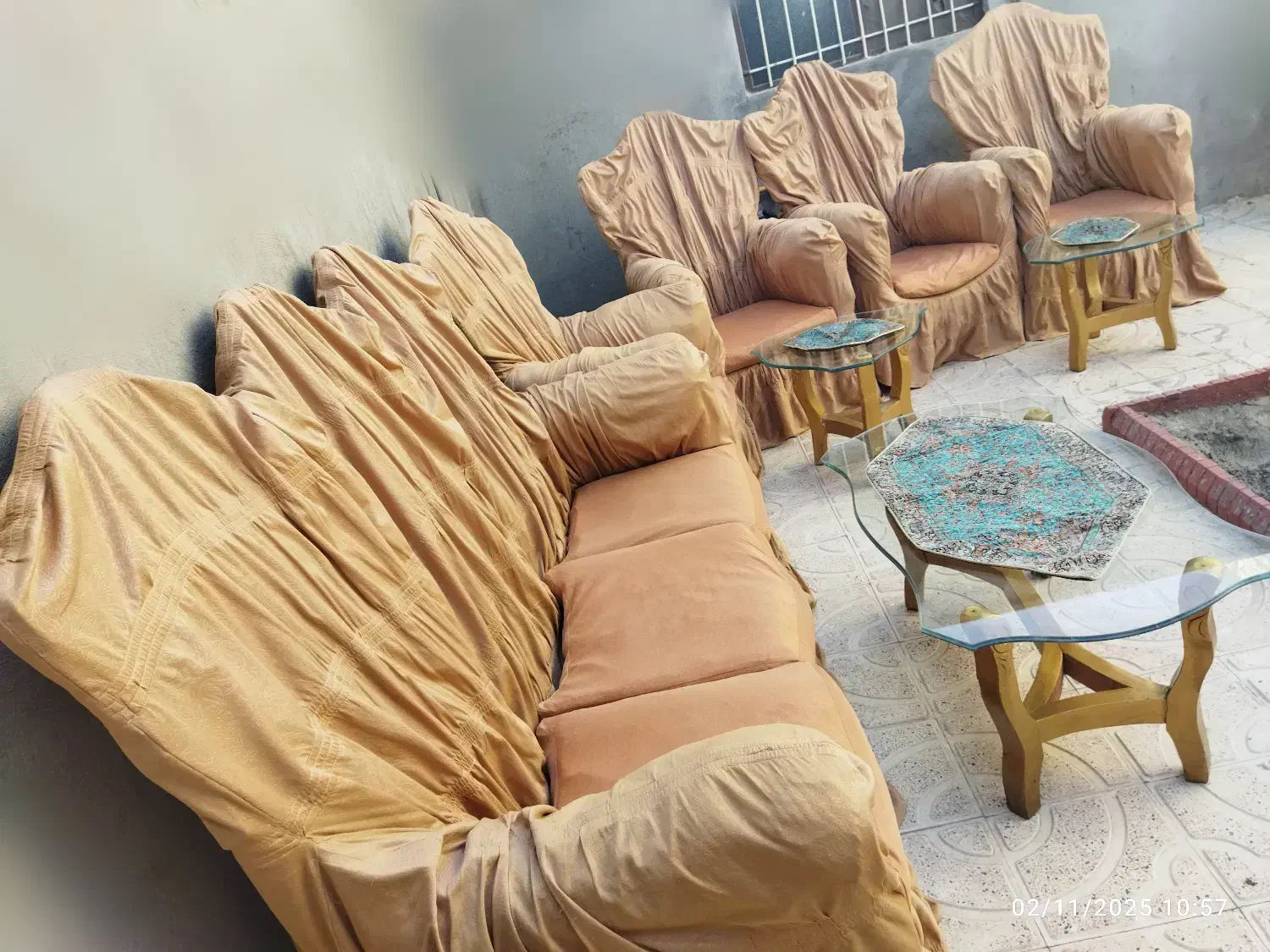 مبل کارکرده سلطنتی|مبلمان خانگی و میز عسلی|هشترود, |دیوار