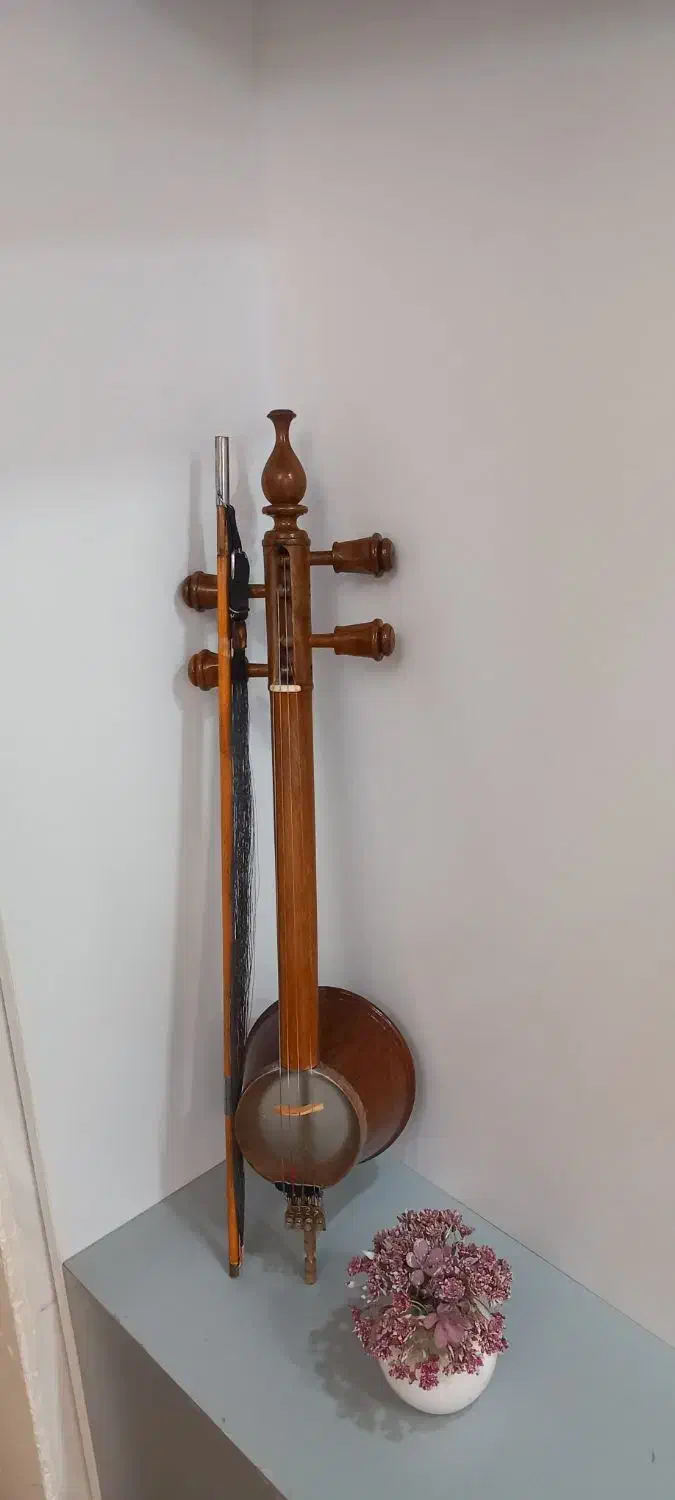 کمانچه مراحمی پشت باز|سازهای سنتی|خرمآباد, |دیوار