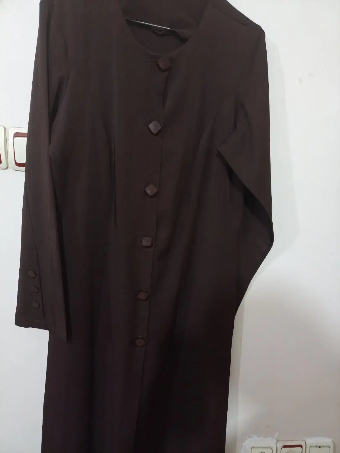 مانتو|لباس|میانه, |دیوار