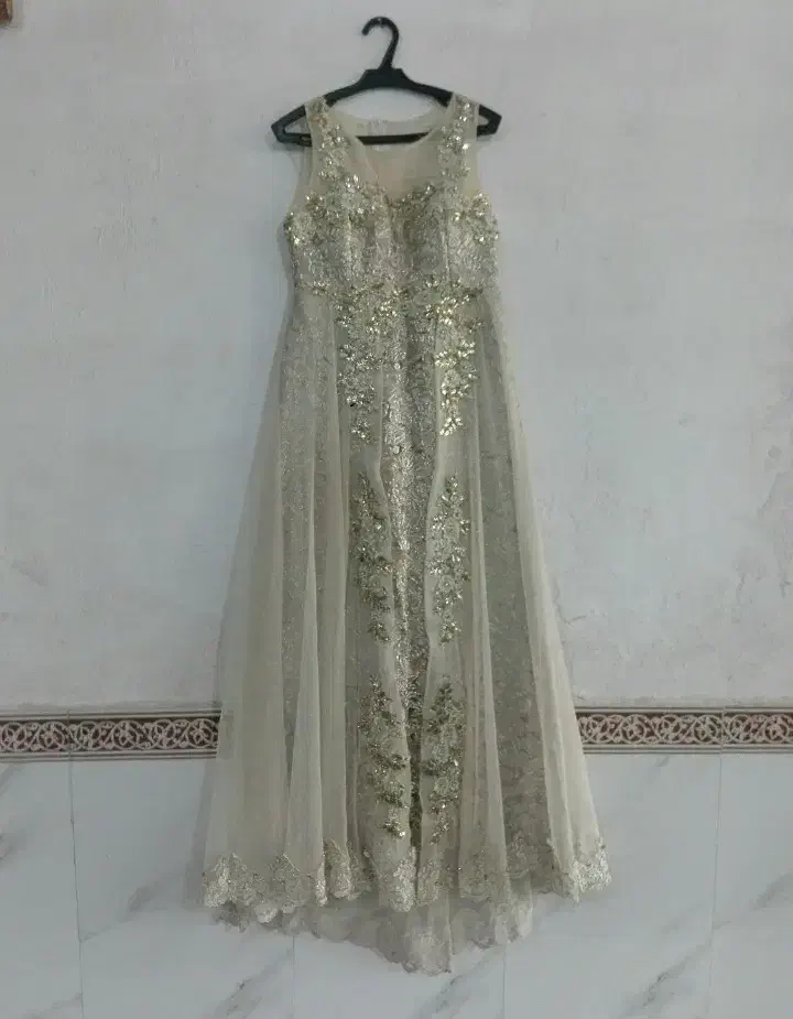 لباس مجلسی|لباس|کرمانشاه, |دیوار