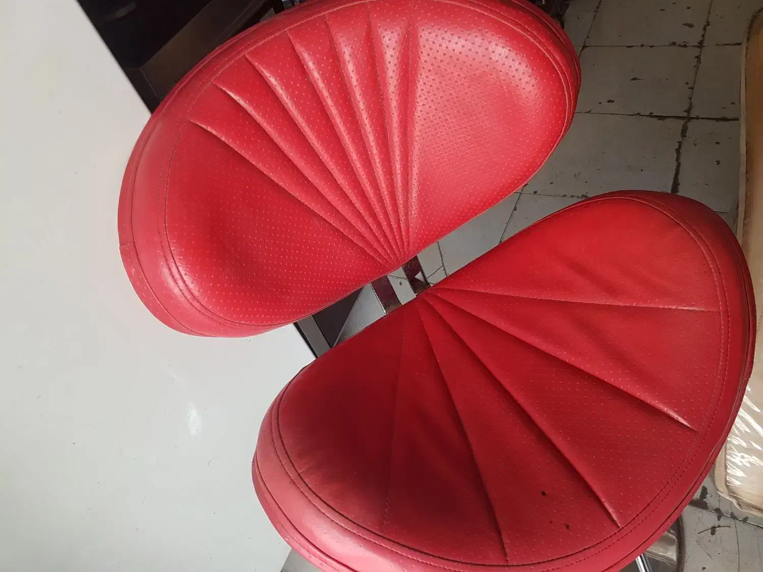 صندلی آرایش ۲ عدد|آرایشگاه و سالن‌های زیبایی|اصفهان, فجر|دیوار