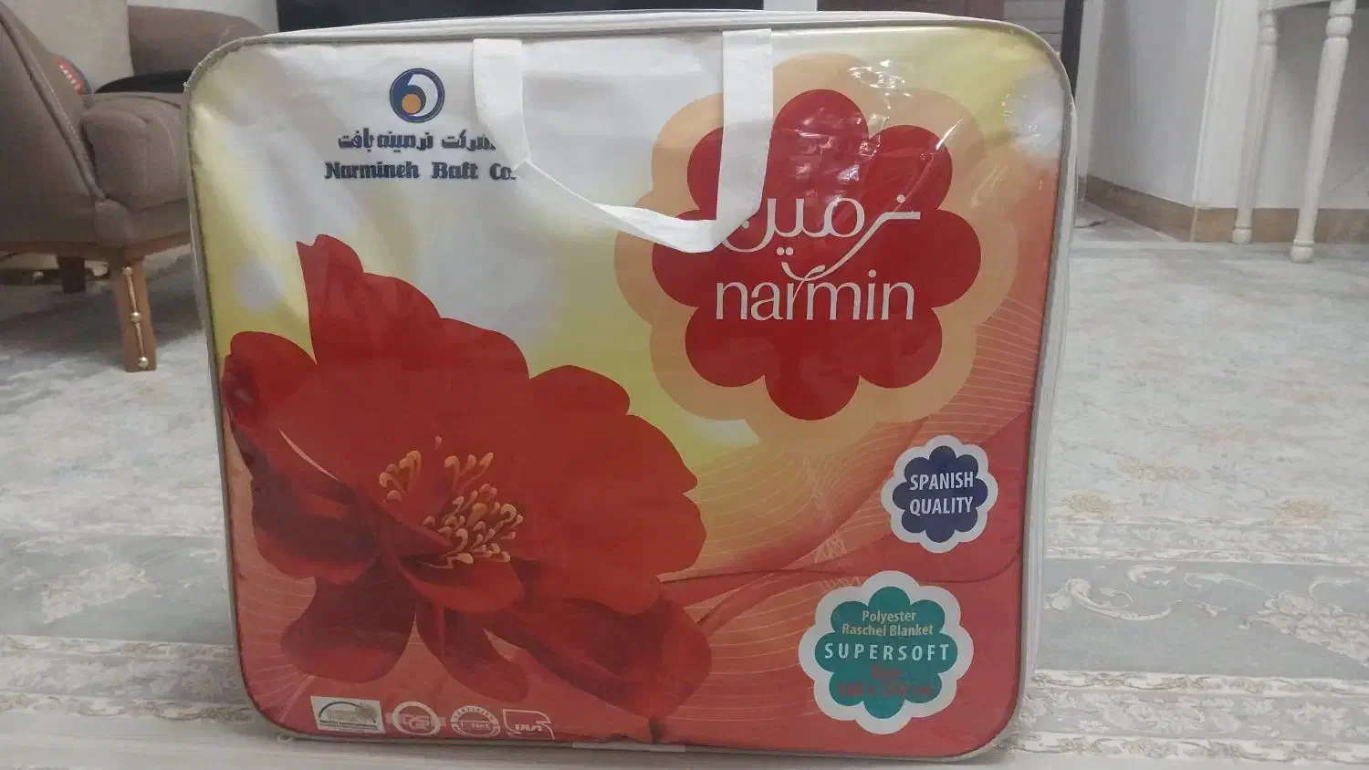 پتو گلبافت گل برجسته تک نفره رنگ گلبهی کاملا نو|رختخواب، بالش، پتو|اسلام‌شهر, شهرک مهدیه|دیوار