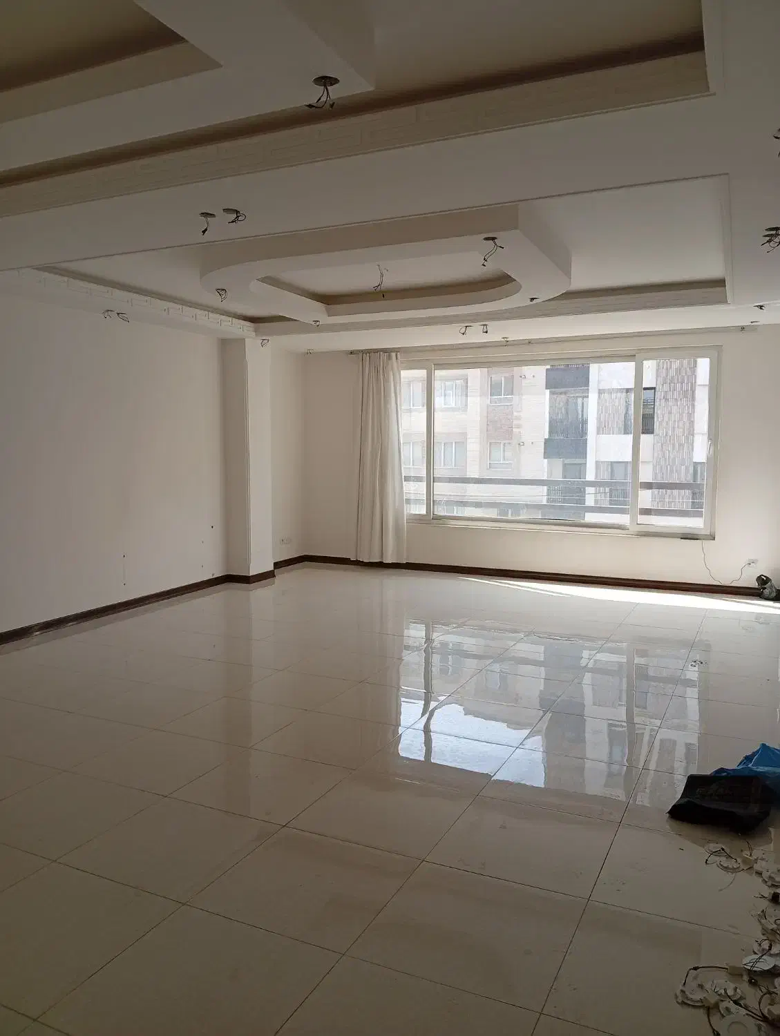 فروش واحد شخصی ساز خام ۱۵۵ متری ۳ خوابه شالمان|فروش آپارتمان|سنندج, |دیوار