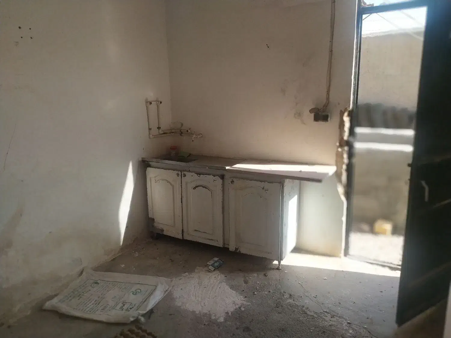 اجاره سوله و قلعه و مجموعه تکمیل|اجارهٔ دفتر صنعتی، کشاورزی، تجاری|قم, انسجام|دیوار