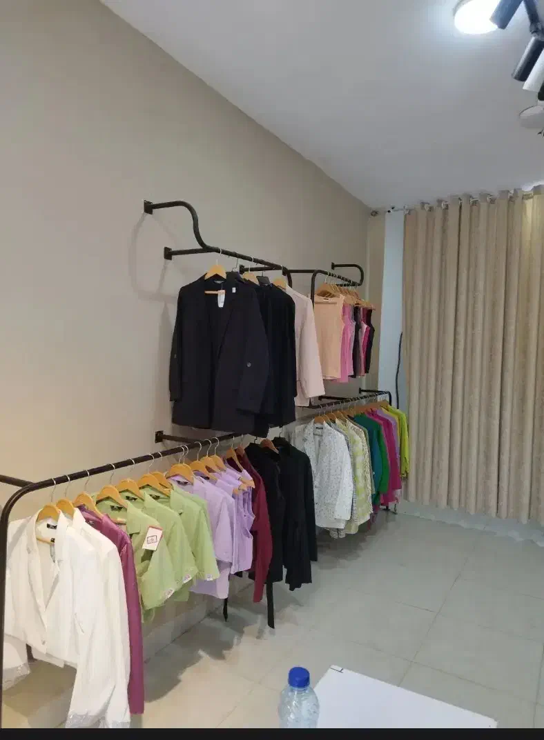 اجاره و رهن مغازه همراه با دکور|اجارهٔ مغازه و غرفه|کوهدشت, |دیوار