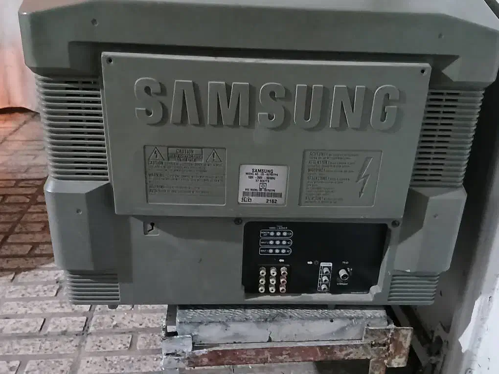 تلویزیون سامسونگ و سینما خانواده|تلویزیون و پروژکتور|تهران, تختی|دیوار