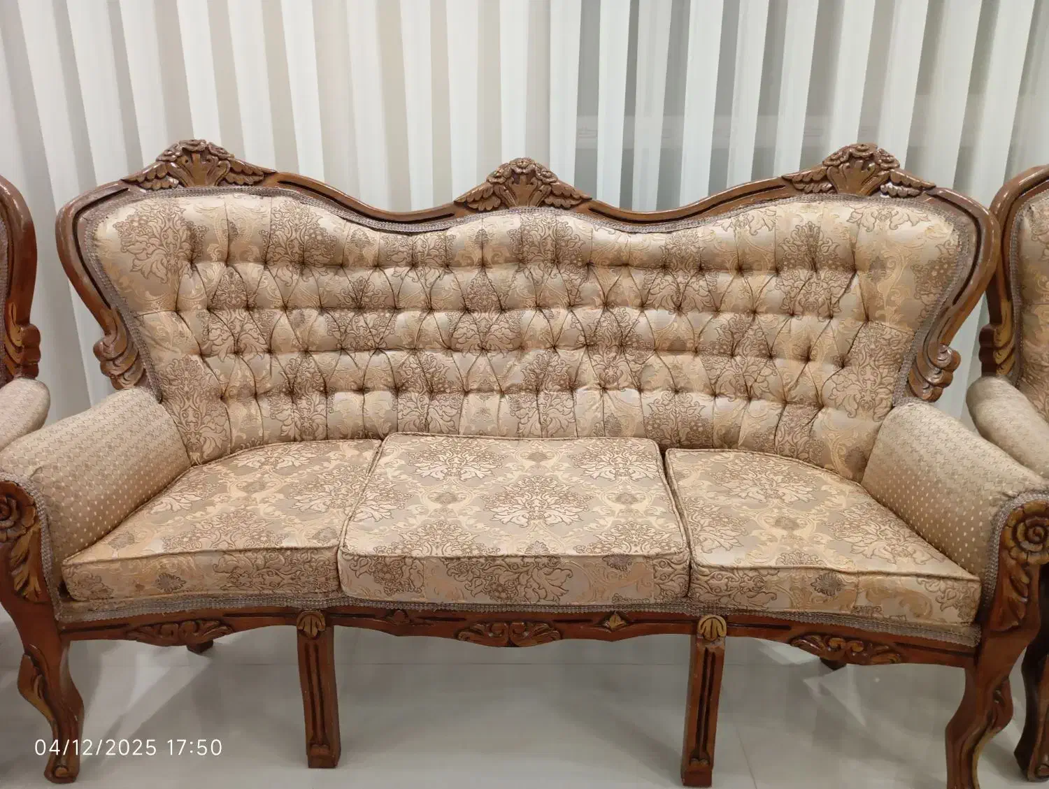 مبلمان سلطنتی و میز ناهارخوری|مبلمان خانگی و میز عسلی|مشهد, کوشش|دیوار