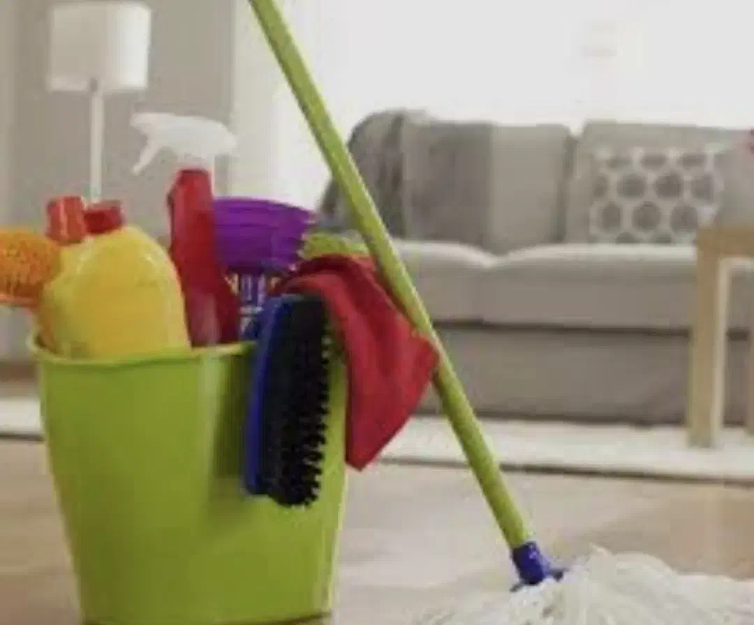 پسر هستم ۲۴ ساله نظافت منزل انجام میدم|خدمات نظافت|میناب, |دیوار