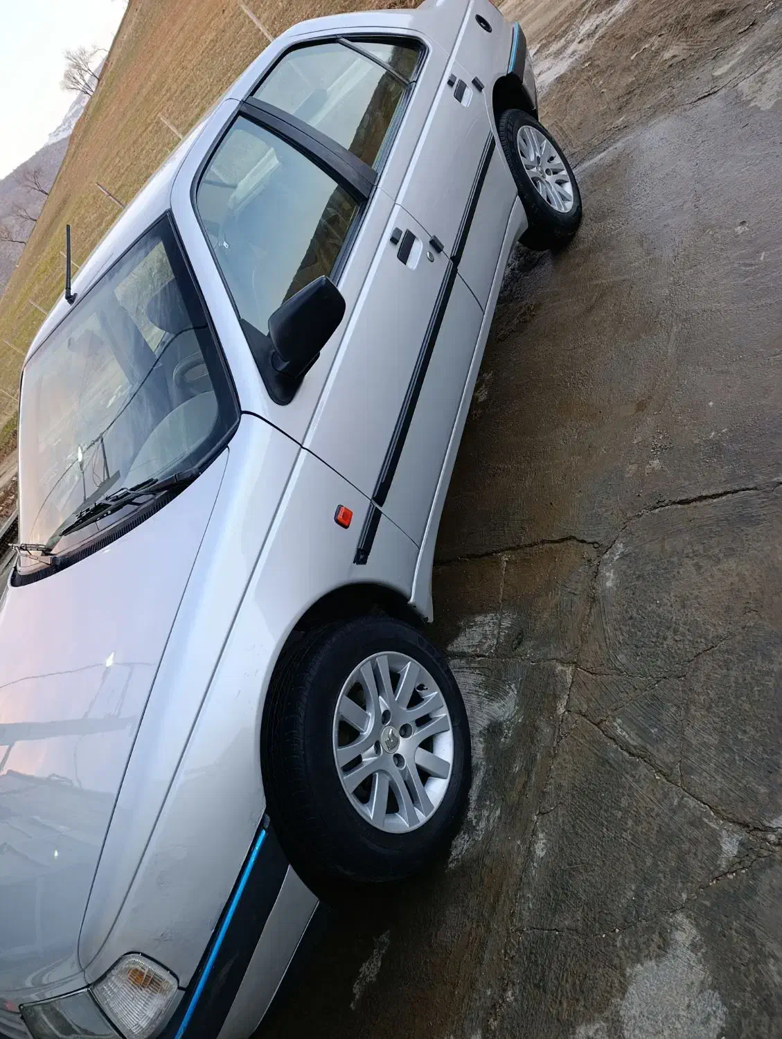 پژو ۴۰۵ مدل ۹۱|خودرو سواری و وانت|بانه, |دیوار