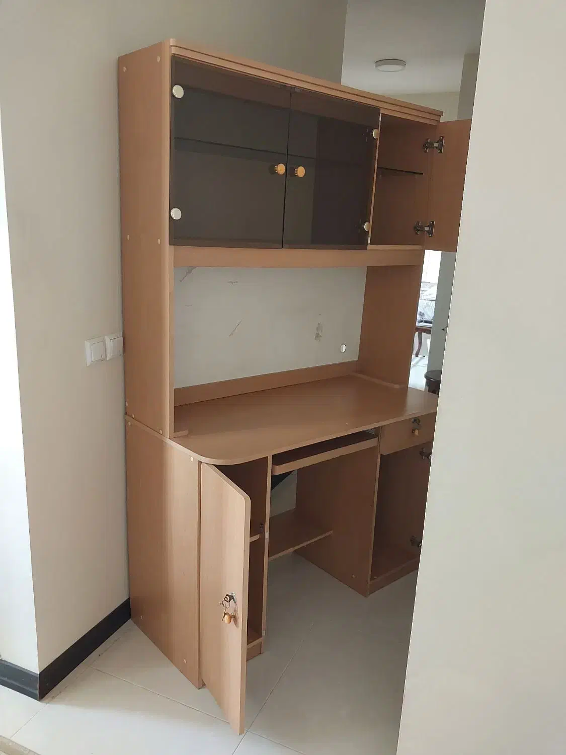 میز کامپیوتر|میز تحریر و کامپیوتر|پردیس, فاز ۳|دیوار