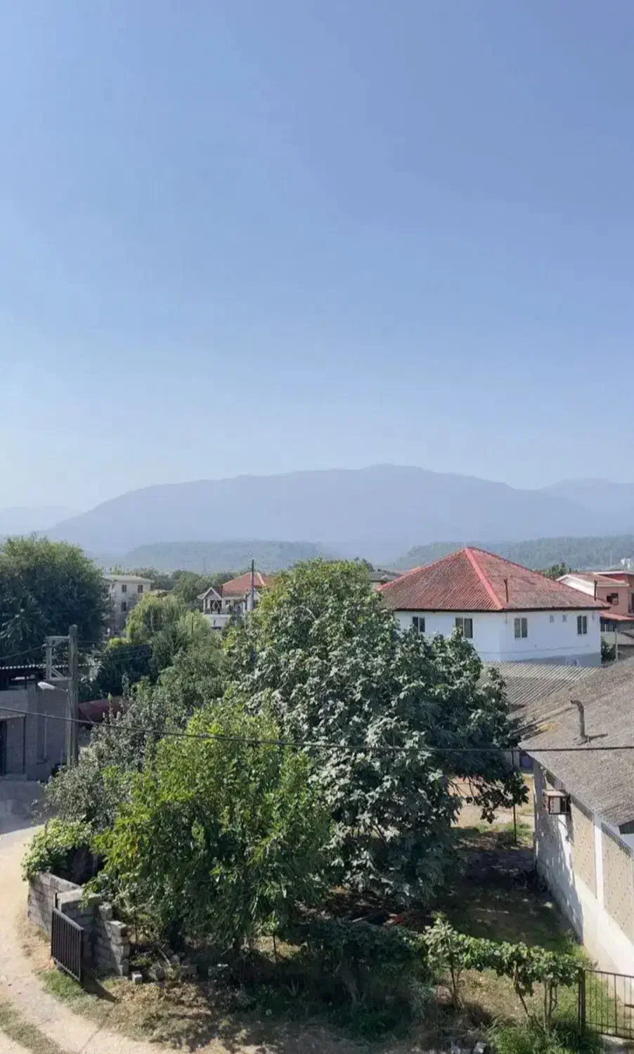 اجاره ویلا طبقه ۲ با صاحبخونه حومه وازیوار (فانی)|اجارهٔ خانه و ویلا|رویان, |دیوار