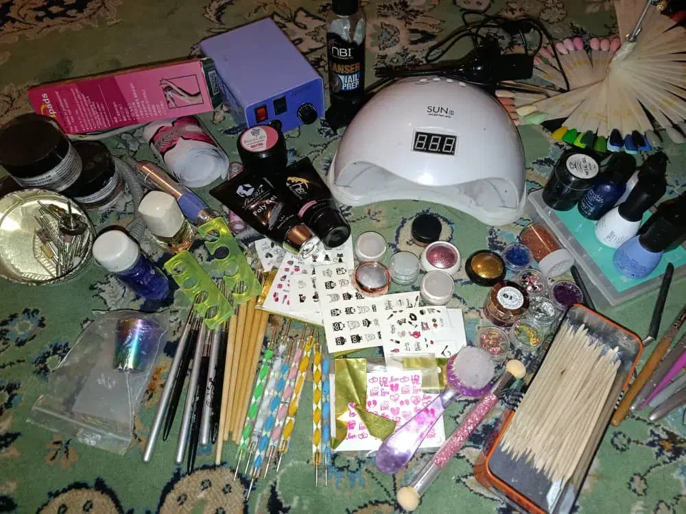 فروش تمامی وسایل ناخن کاری|آرایشگاه و سالنهای زیبایی|کرمان, |دیوار