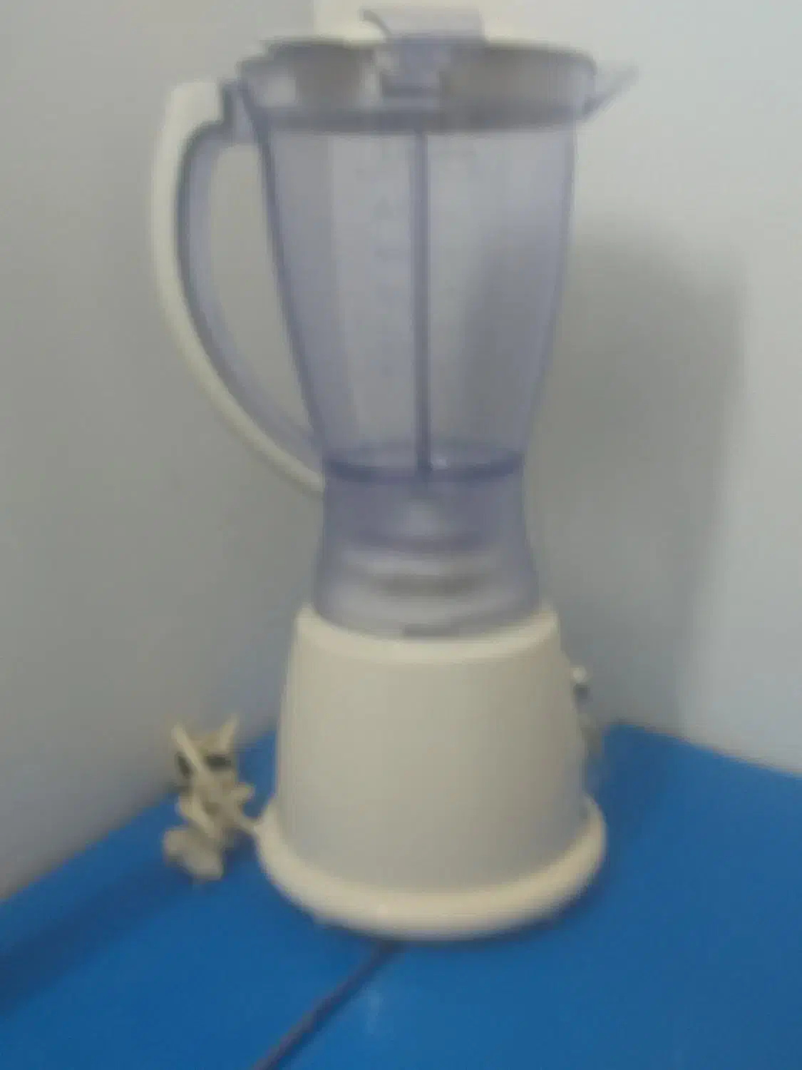 مخلوط کن سالم وتمیز|خردکن، آسیاب، غذاساز|گنبد کاووس, |دیوار