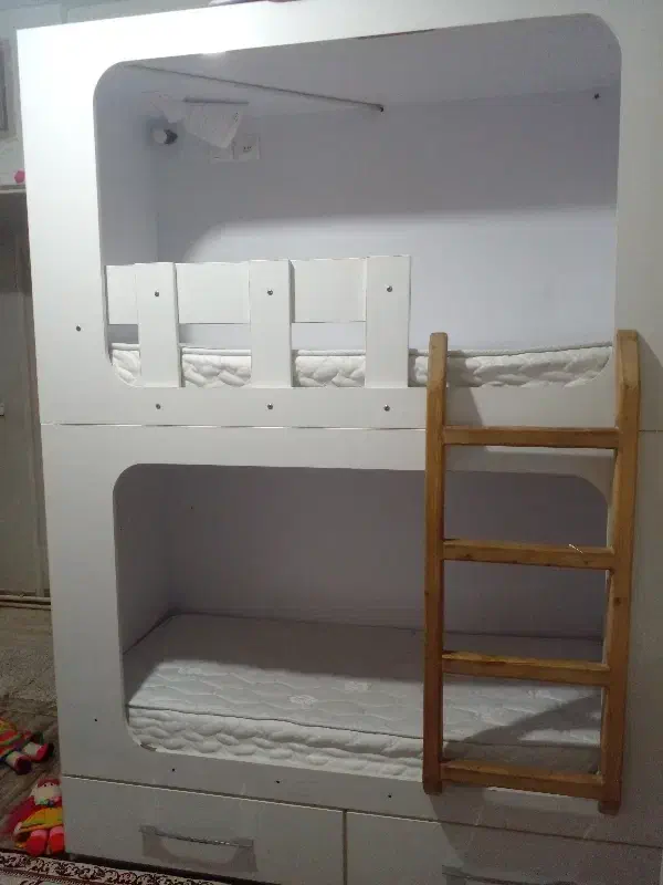 تخت سفارشی ساخت مناسب اتاق خواب کوچک|تخت و سرویس خواب|تهران, جوادیه تهرانپارس|دیوار