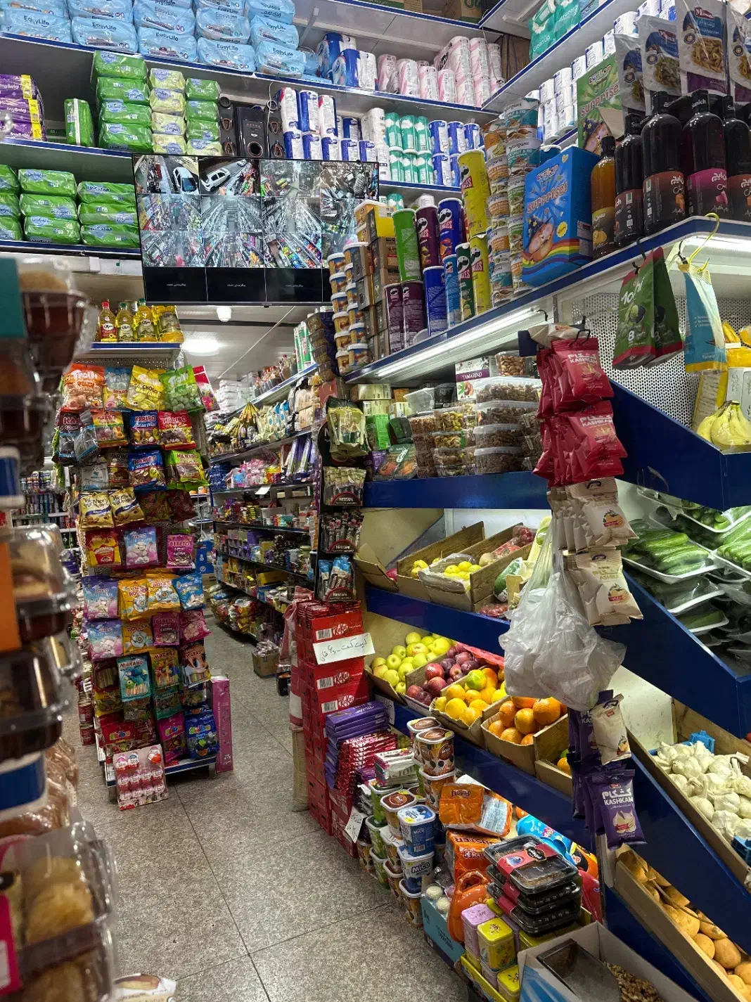 کارگر وارد به کار سوپر و‌مبتدی|استخدام خدمات فروشگاه و رستوران|تهران, لویزان|دیوار