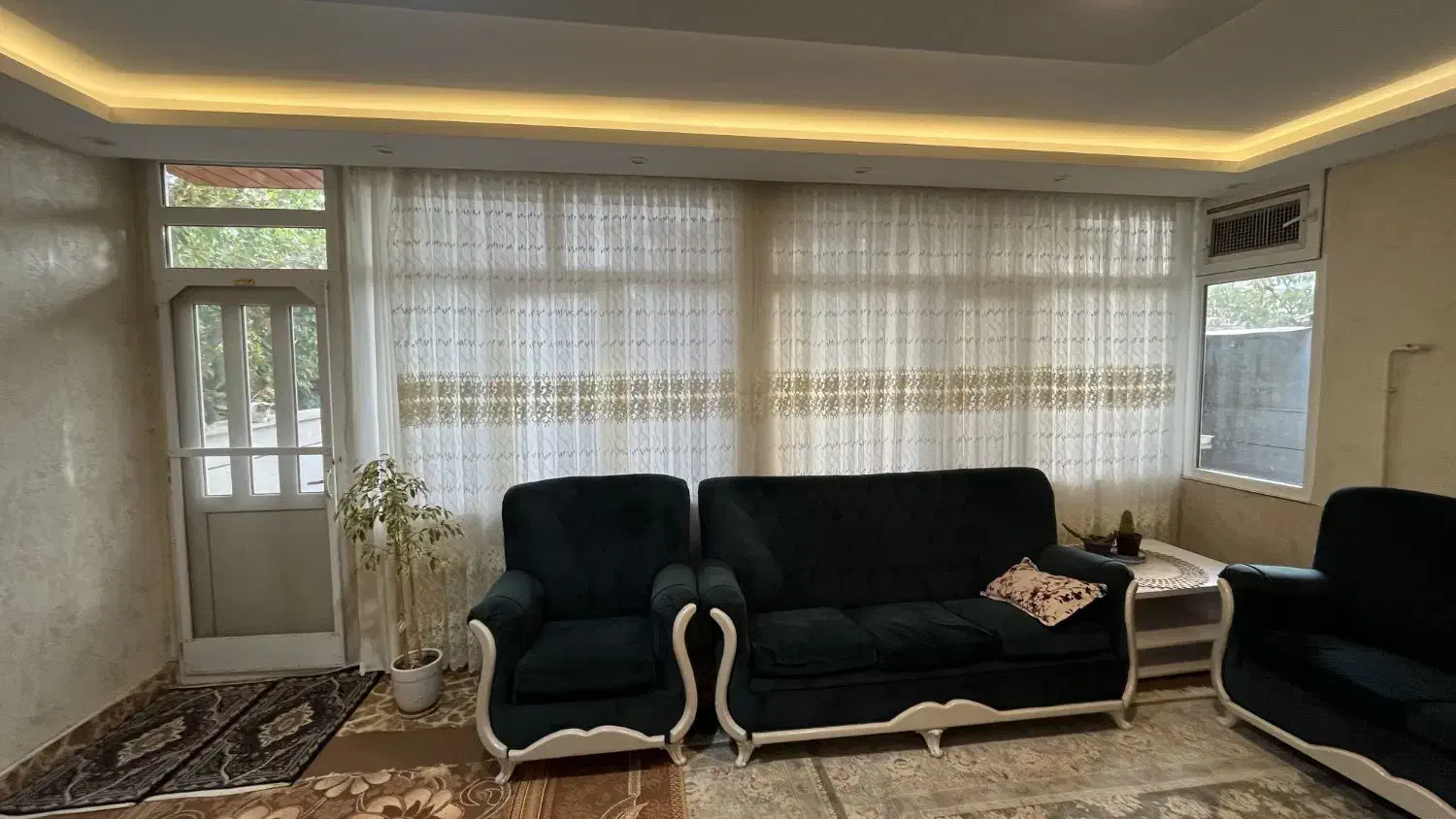 مبل ۷ نفره ی راحتی سالم|مبلمان خانگی و میز عسلی|درگزین, |دیوار