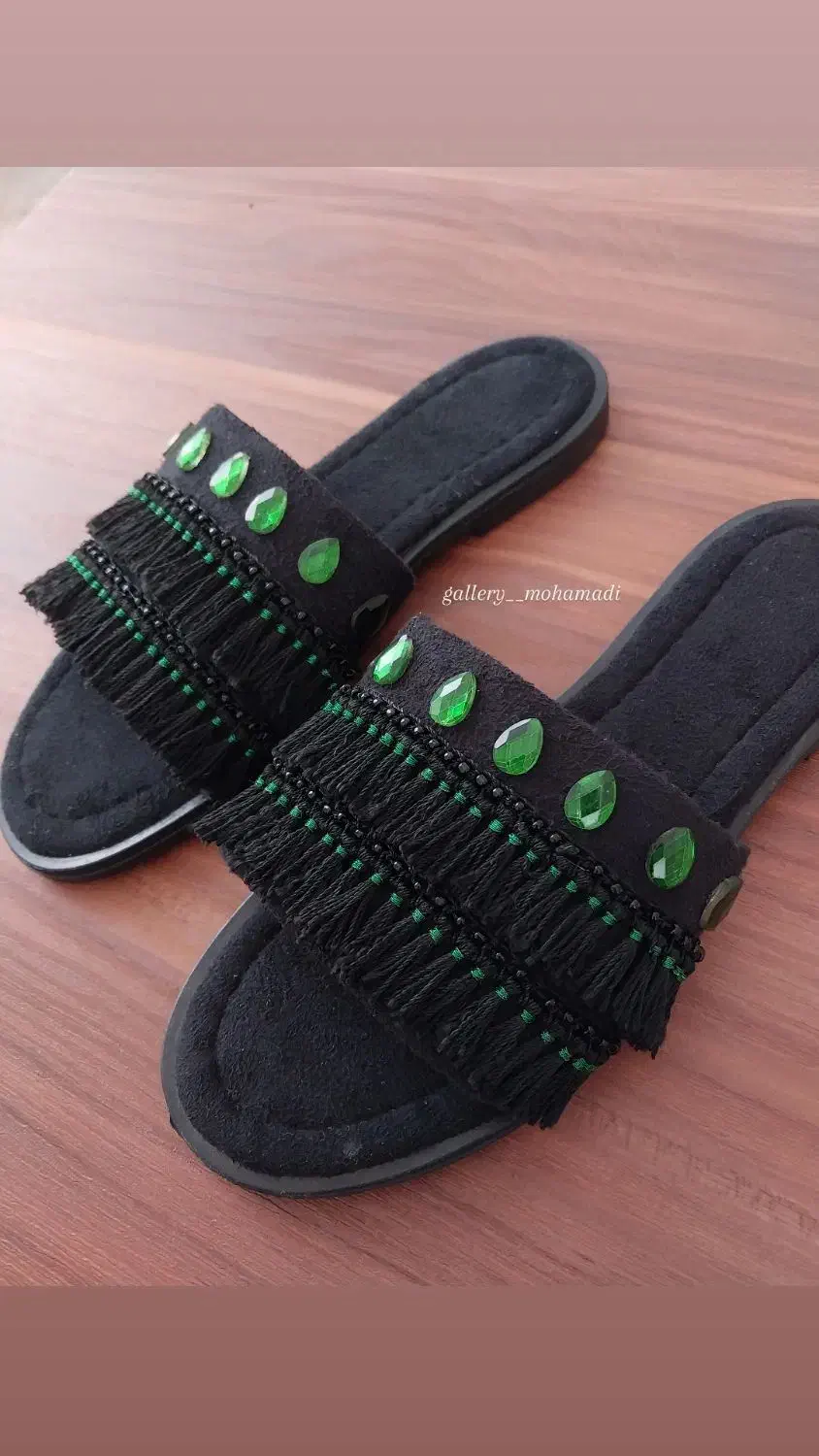 صندل|کیف، کفش، کمربند|سردشت, |دیوار